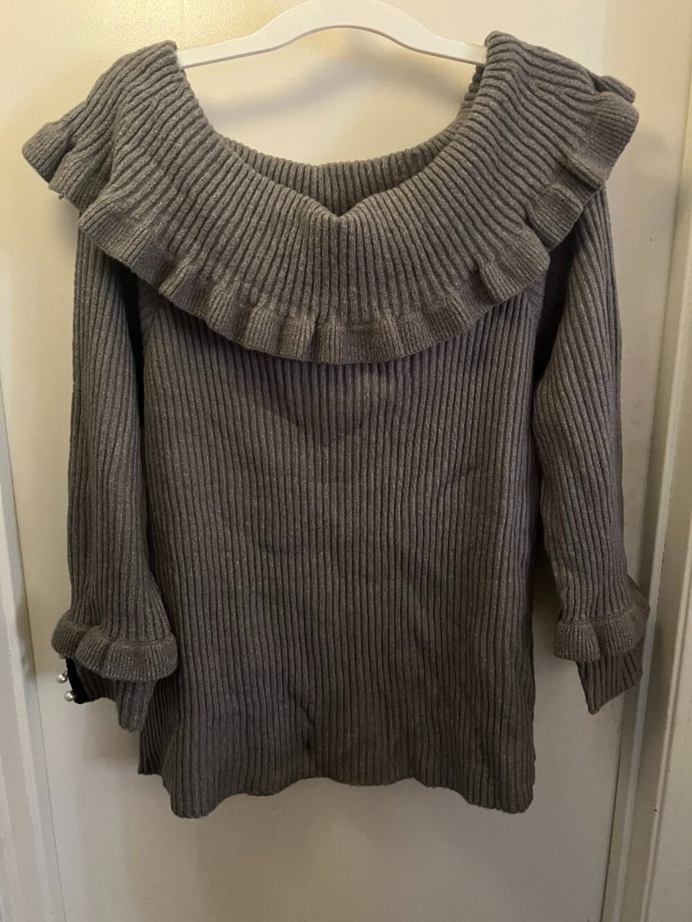Lane Bryant Off-Shoulder Beaded Gray Ribbed Sweater W22-24